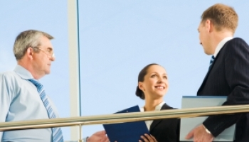 Risiken und Vorteile des IT Outsourcing in Düsseldorf, Potsdam und Berlin