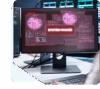 Bildschirm mit Warnmeldung System Hacked als Symbol für einen Cyberangriff auf ein IT System