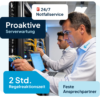 Zwei IT-Systemadministratoren mit einem Laptop in der Hand stehen vor einem Server und nehmen eine Serverwartung vor.